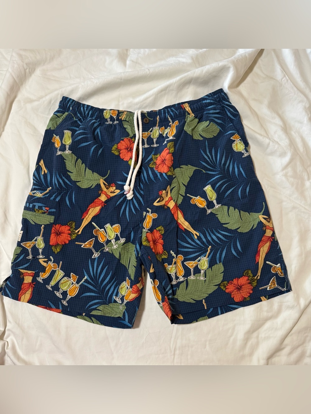 Men’s Tommy Bahama swim Trunks Large